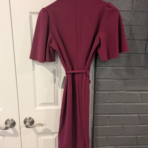 Donna Morgan Faux Wrap Dress Size 2 - Picture 3 of 6
